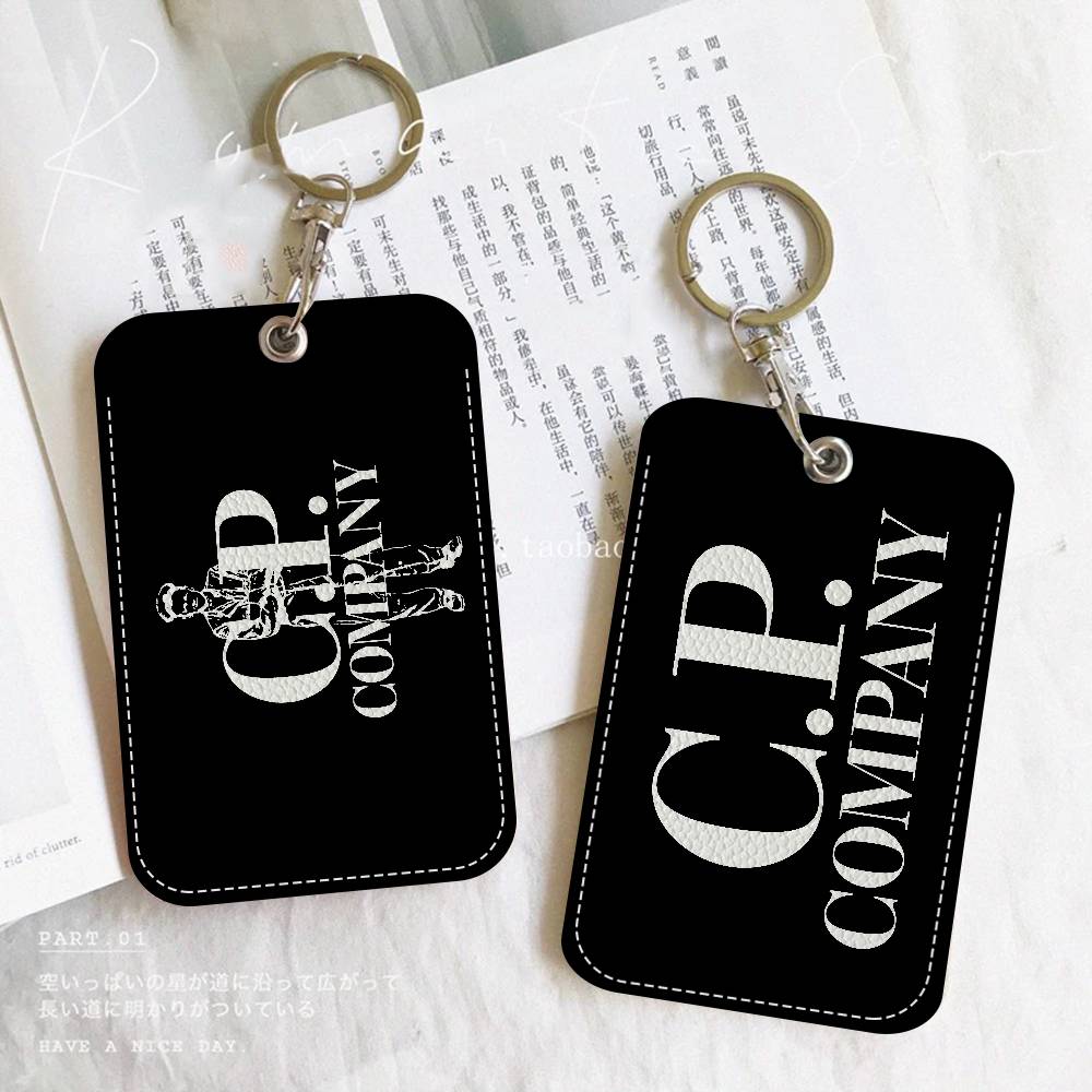Marca de Moda C-P Company, Est - Phone Accessories Company reseña y precio